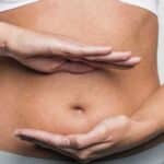 Você sofre com barriga inchada e estufamento? Conheça as razões mais comuns e saiba como diminuir o inchaço e a distensão abdominal