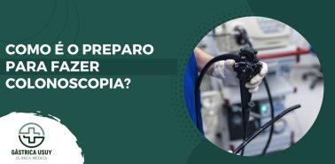 Imagem ilustrativa com o texto "Como é o preparo para fazer colonoscopia?" ao lado de um profissional de saúde segurando um colonoscópio, destacando a importância dos cuidados e etapas necessárias para o preparo adequado antes do exame de colonoscopia.